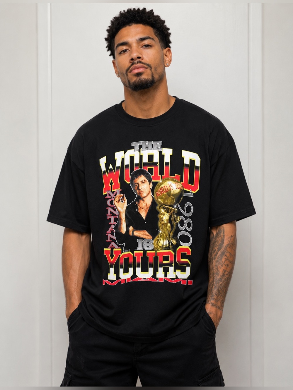 Scarface The World Is Yours Graphic Tee - Black size L